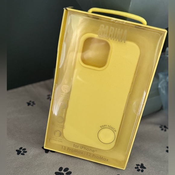 iPhone Case | NWT | 13Pro Max | Sarina - Picture 1 of 1